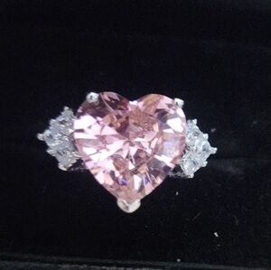 Elegant Park Lane Pink Heart-Shaped Ring